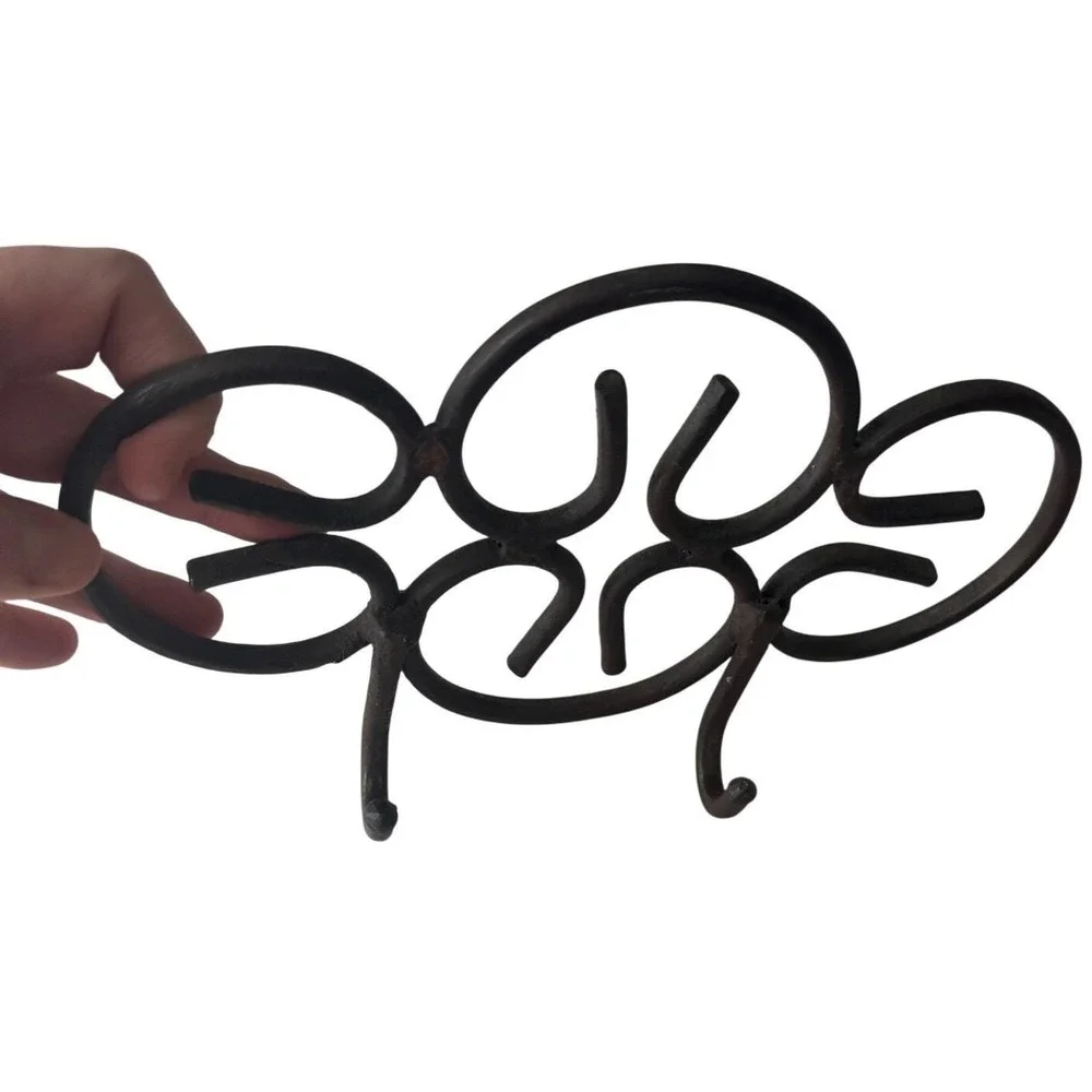 Vintage Wrought Iron Scroll Wall Hook 9x5.5 Rack‎